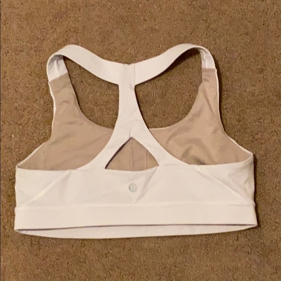 DO YOU KNOW THE NAME OF - THIS Lululemon Bra - Picture 5 of 8